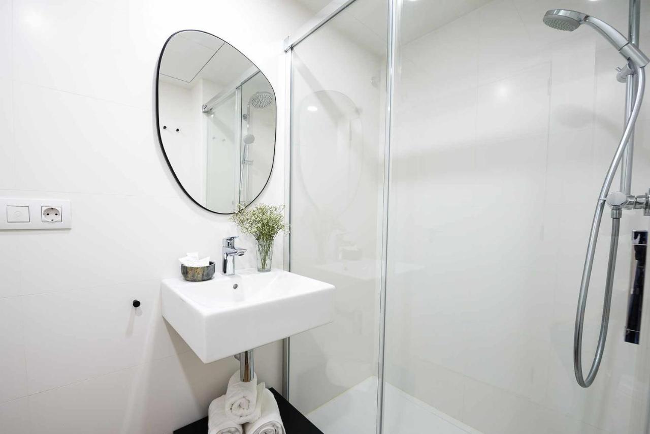 Apartamento Bguest Con Terraza Alicante Luaran gambar