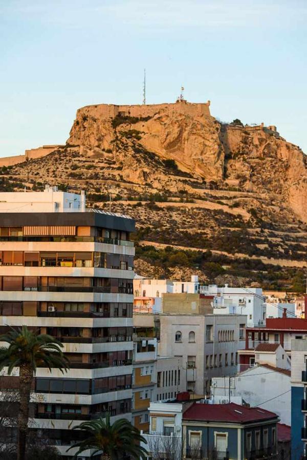 Apartamento Bguest Con Terraza Alicante Luaran gambar